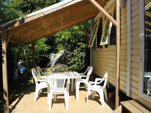 Camping Maeva Escapades Au P'Tit Bonheur Peyrillac-et-Millac Exterior photo