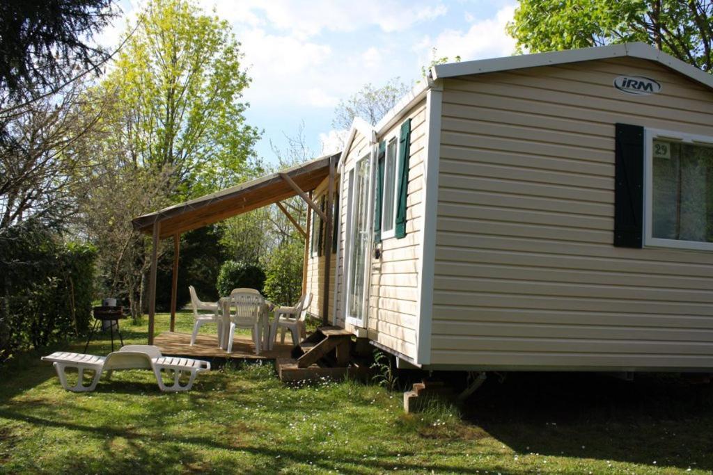 Camping Maeva Escapades Au P'Tit Bonheur Peyrillac-et-Millac Exterior photo